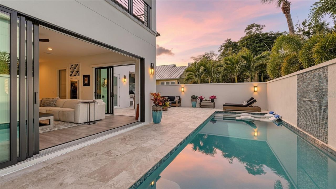 1659 Devonshire Lane, Sarasota, FL 34236 Photo