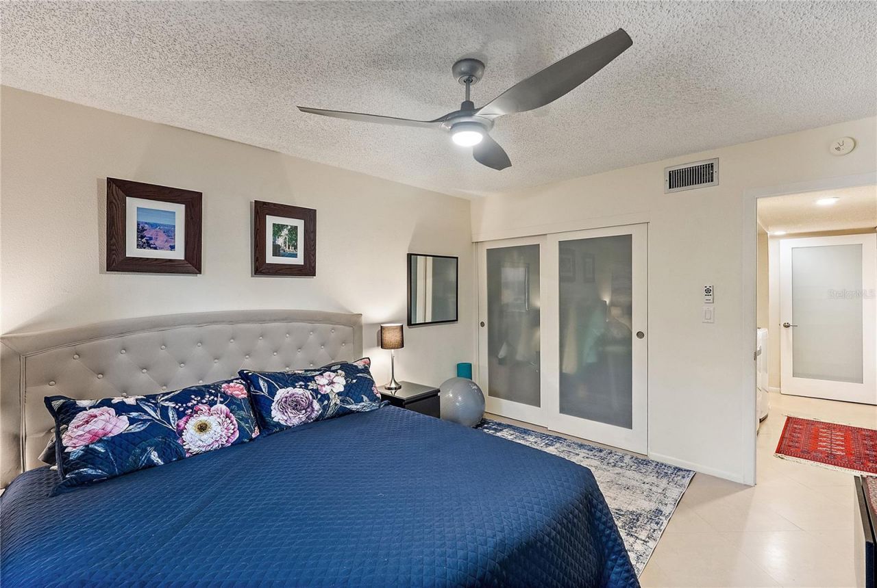 4780 Brittany Drive S, Unit 11, Saint Petersburg, FL 33715 Photo