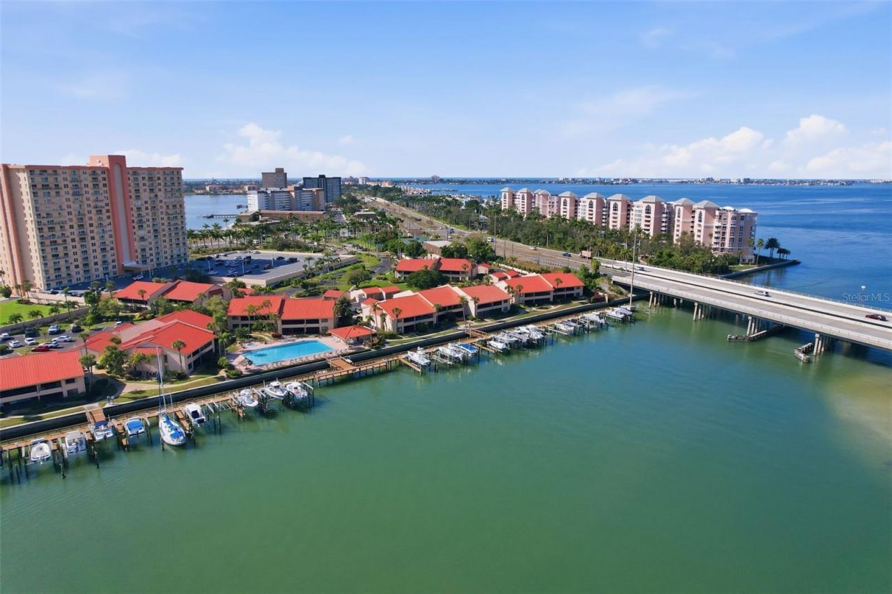 4780 Brittany Drive S, Unit 11, Saint Petersburg, FL 33715 Photo