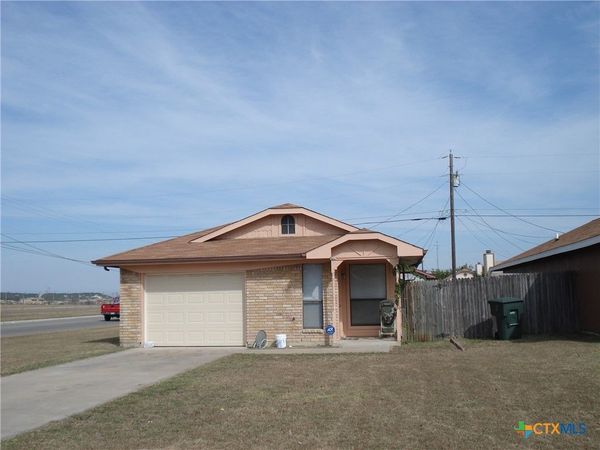 2001 Carousel Drive , Killeen, TX 76543