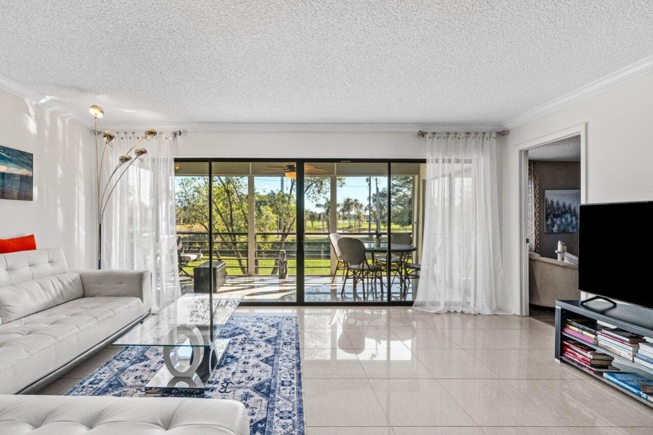 5589 Fairway Park Drive, Unit 202, Boynton Beach, FL 33437 Photo