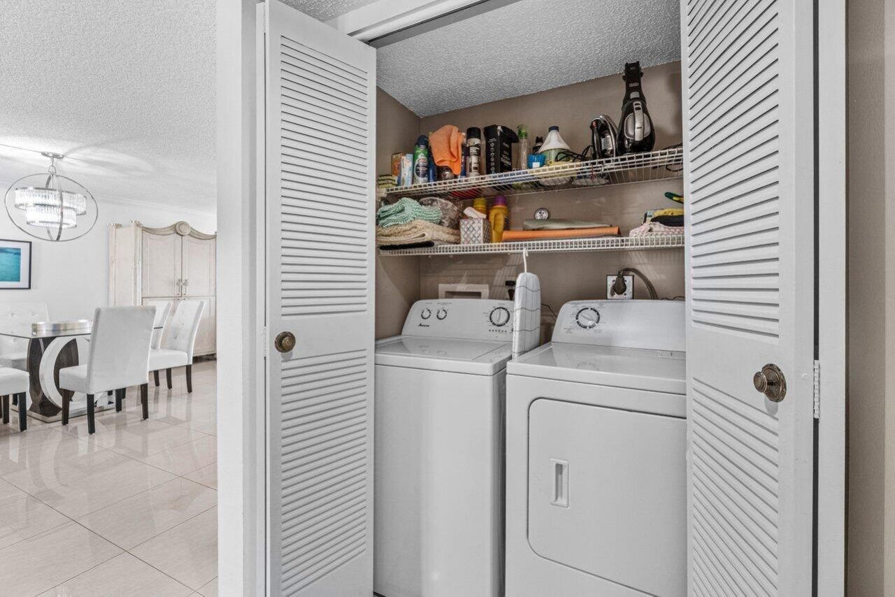 5589 Fairway Park Drive, Unit 202, Boynton Beach, FL 33437 Photo