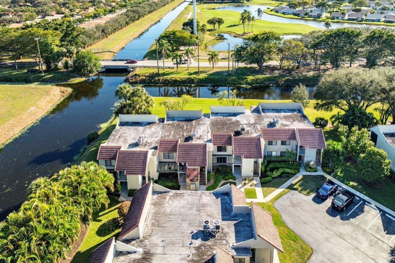 5589 Fairway Park Drive, Unit 202, Boynton Beach, FL 33437 Photo