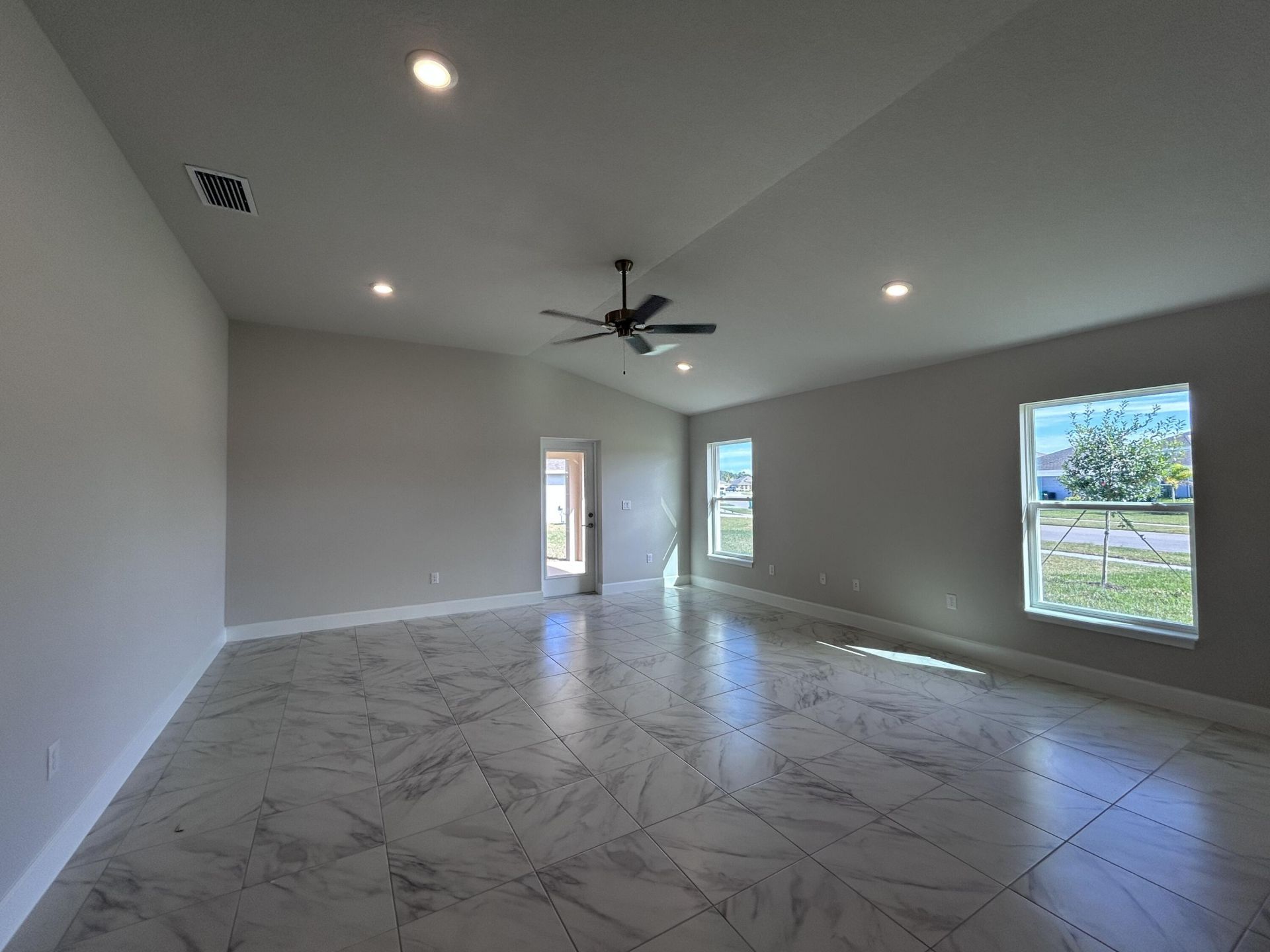 5728 Waterstone Boulevard, Fort Pierce, FL 34951 Photo