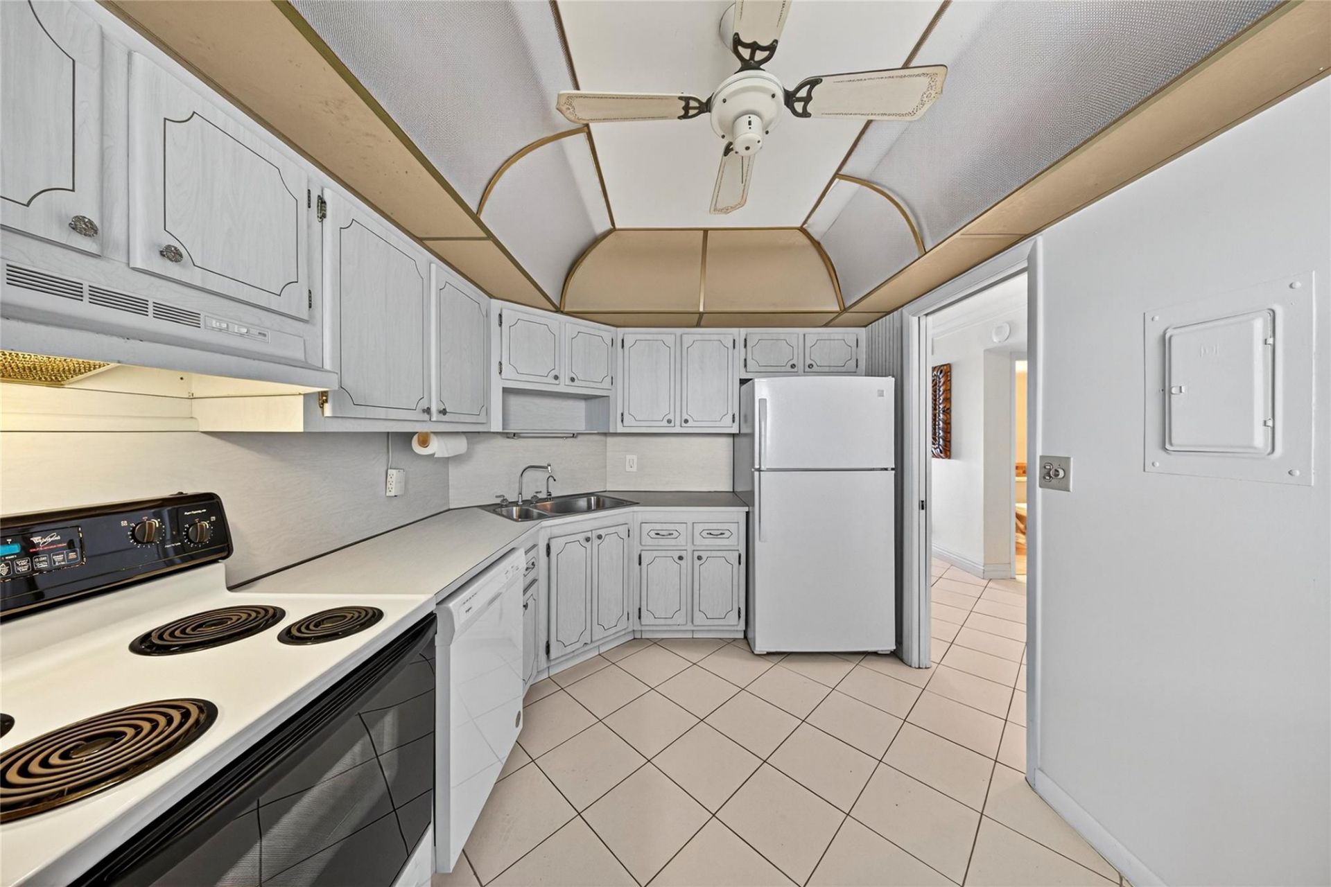 111 N Pompano Beach Boulevard, Unit 1102, Pompano Beach, FL 33062 Photo