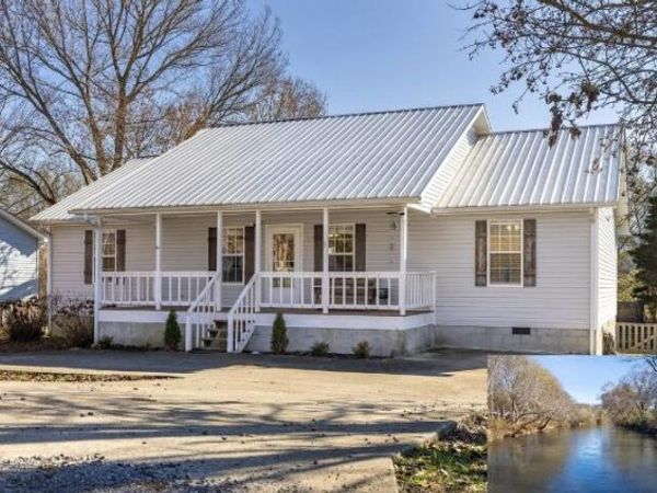 316 Circle R Drive, Benton, TN 37307