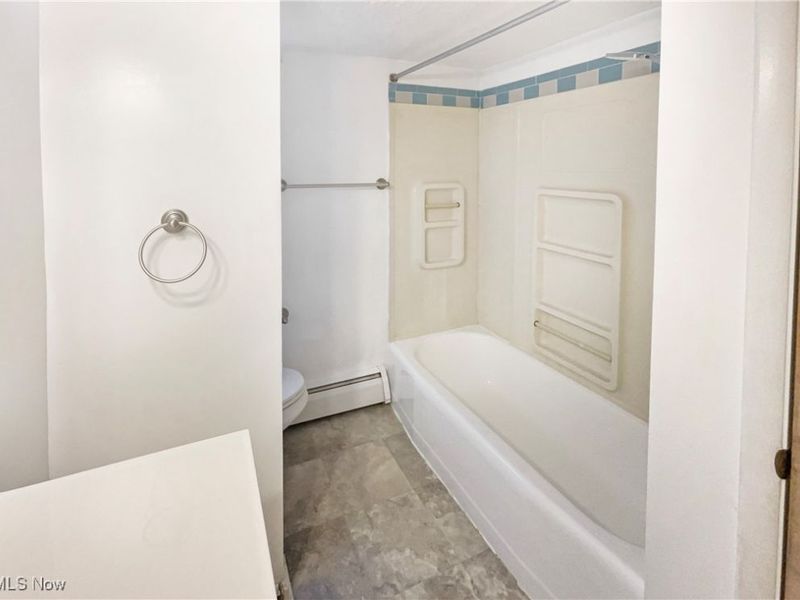 1173 Madrid Drive, Akron, OH 44313 Photo 9