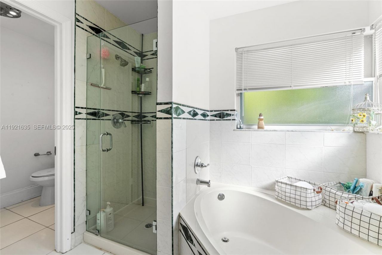 4687 SW 153rd Ct, Miami, FL 33185 Photo