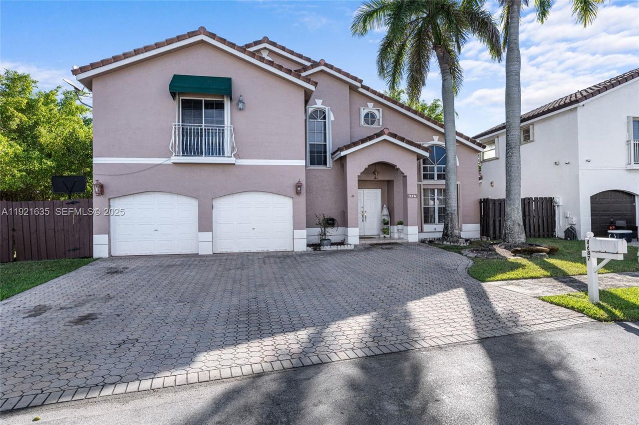 4687 SW 153rd Ct, Miami, FL 33185 Photo