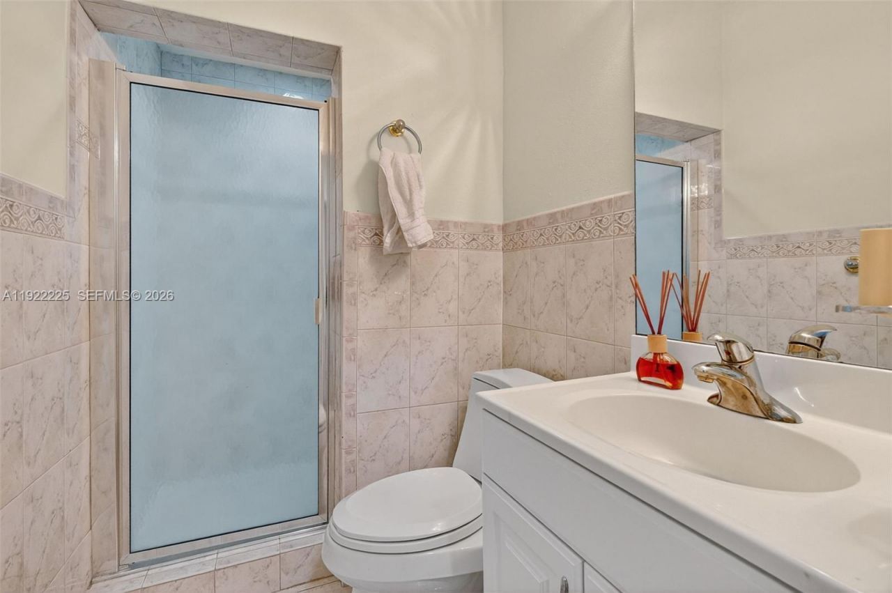 9261 SW 88 St, Miami, FL 33176 Photo