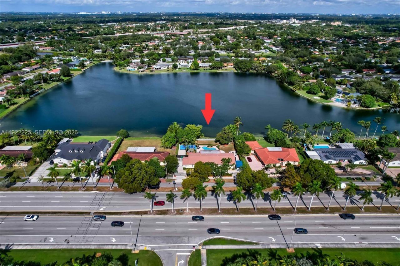 9261 SW 88 St, Miami, FL 33176 Photo