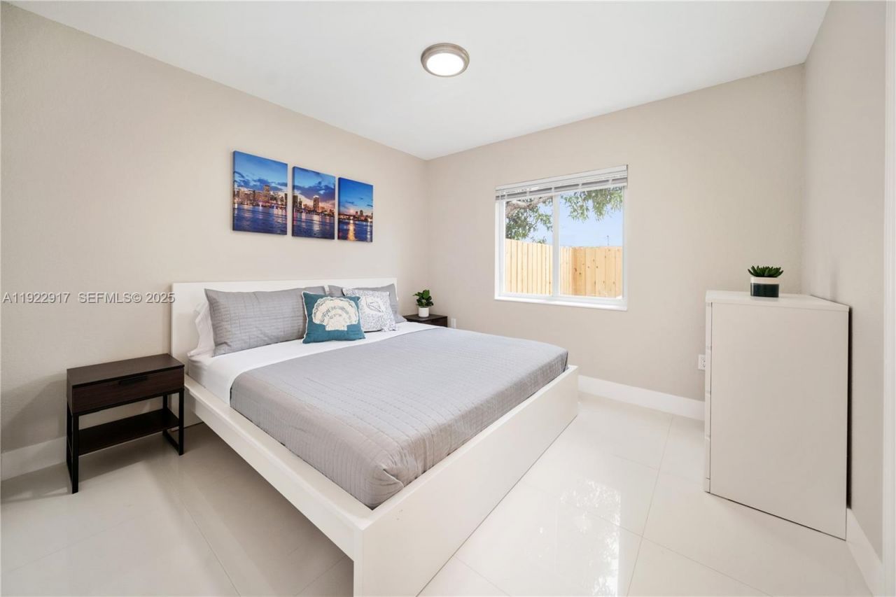 1770 NW 55th St, Miami, FL 33142 Photo