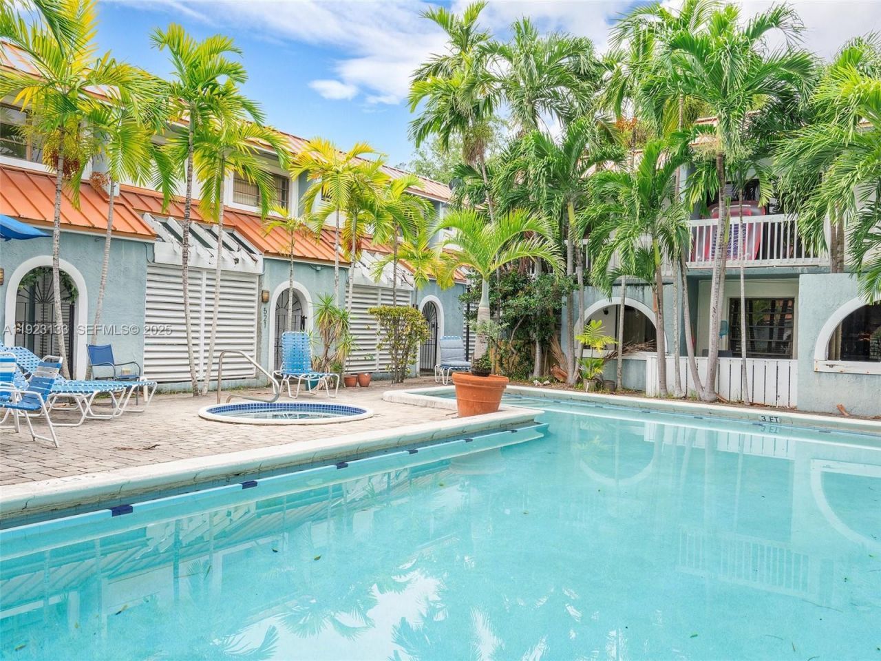 515 NE 38th St, Unit 10, Miami, FL 33137 Photo