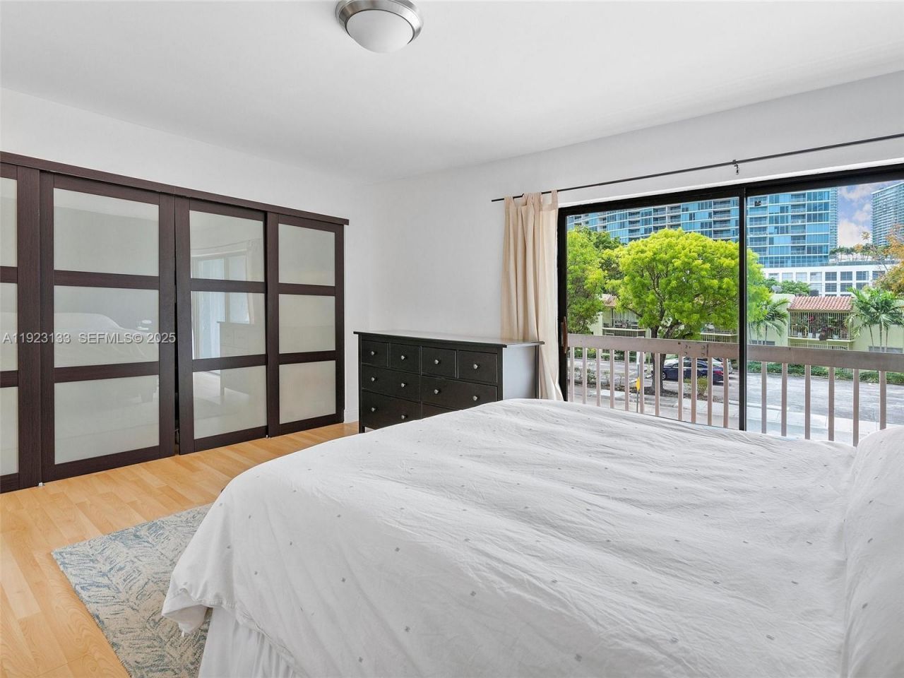 515 NE 38th St, Unit 10, Miami, FL 33137 Photo