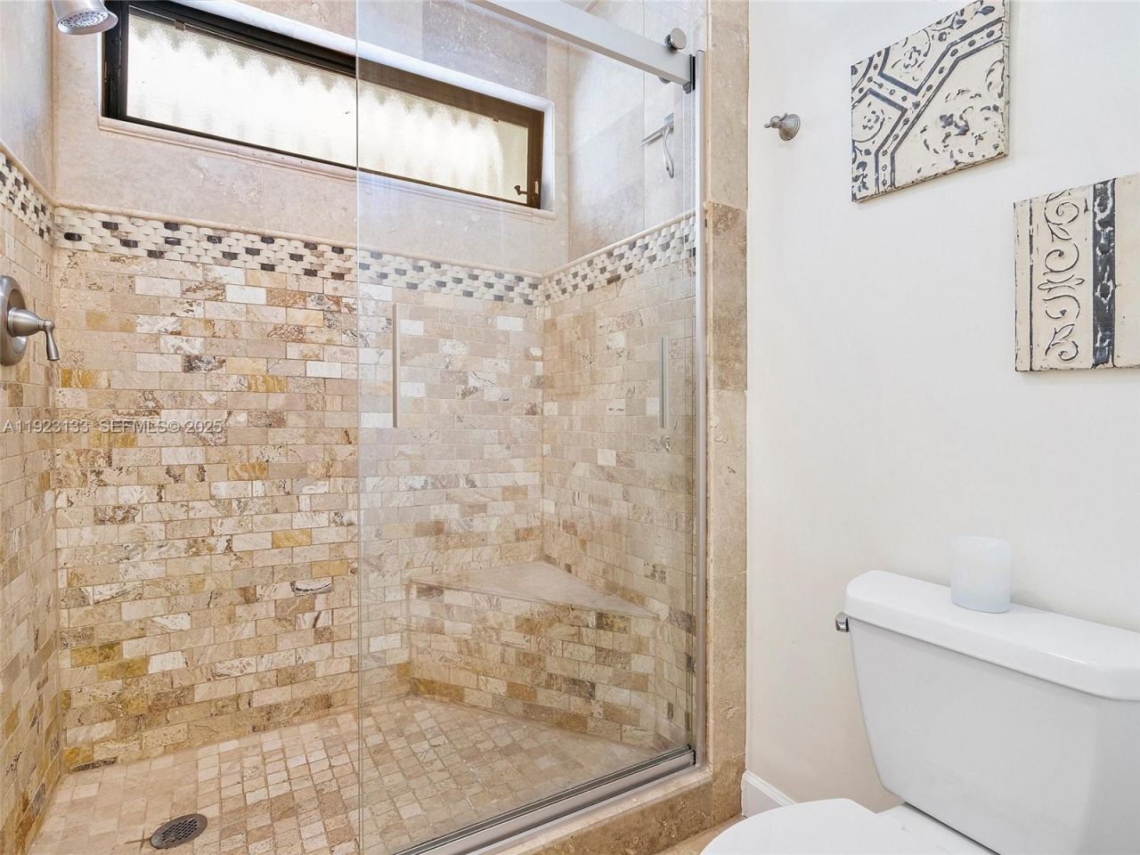 515 NE 38th St, Unit 10, Miami, FL 33137 Photo