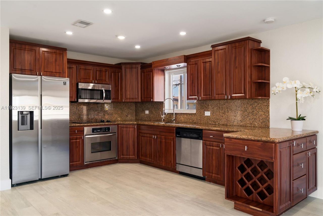 392 Laguna Ave, Key Largo, FL 33037 Photo