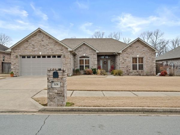 504 Sussix Loop, North Little Rock, AR 72120