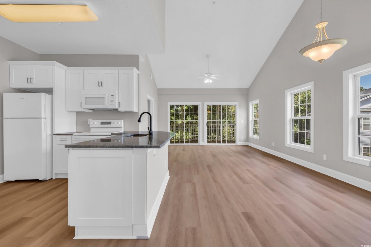 5038 Belleglen Ct. Photo 10