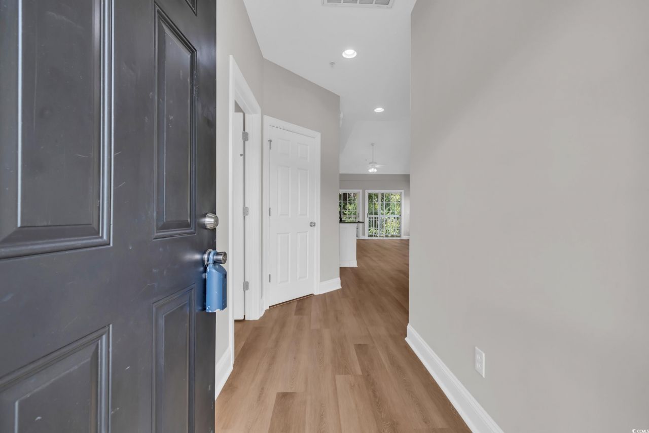 5038 Belleglen Ct. Photo 4