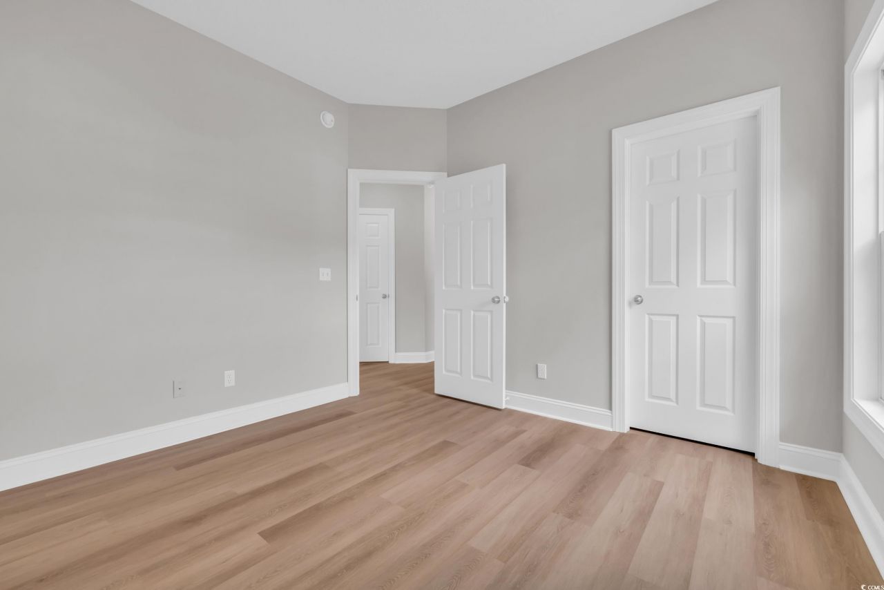 5038 Belleglen Ct. Photo 6