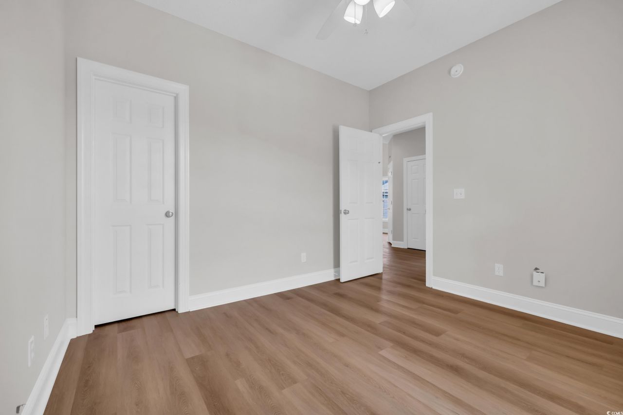 5038 Belleglen Ct. Photo 8