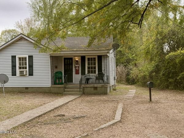 220 Rogers Circle, Brookhaven, MS 39601