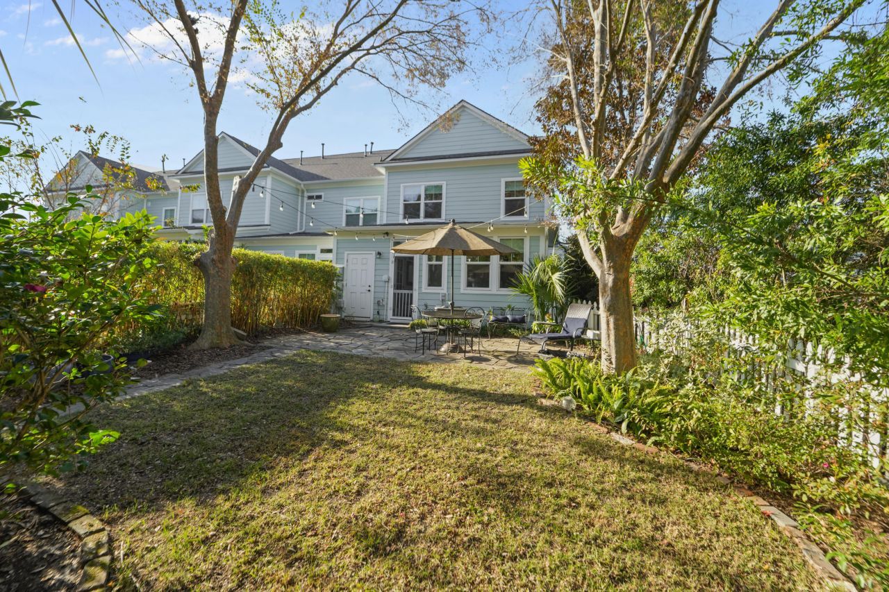 3368 Billings Street Photo 40