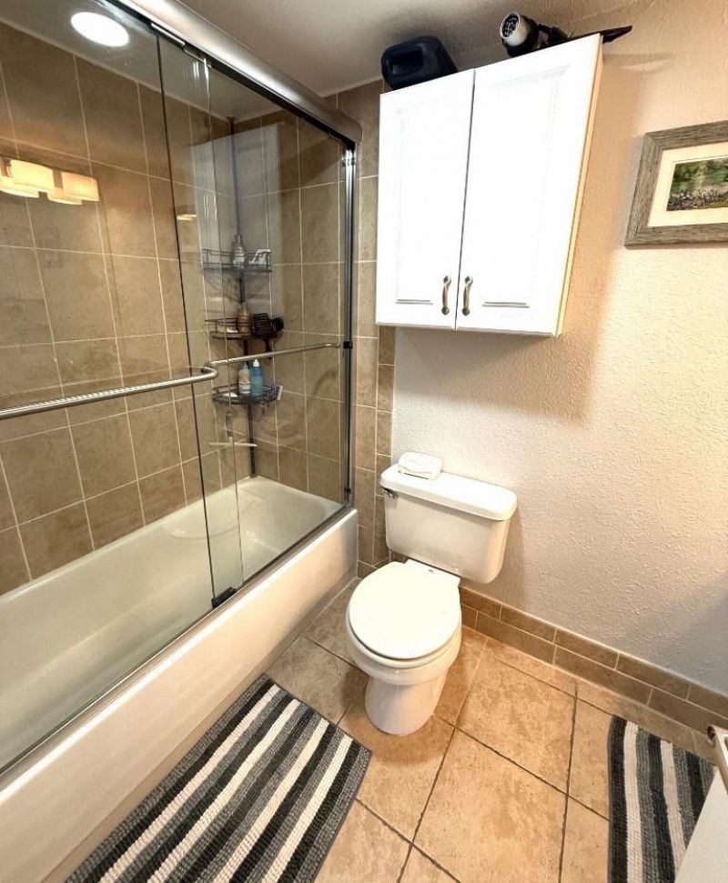 2715 NE 49th Street, Unit 205, Fort Lauderdale, FL 33308 Photo