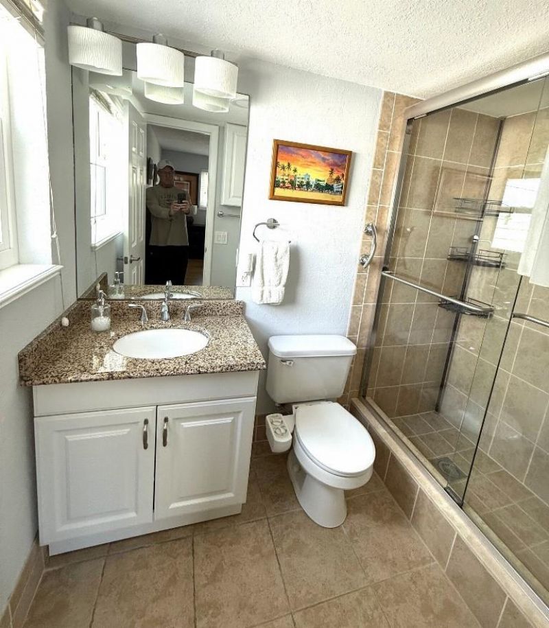 2715 NE 49th Street, Unit 205, Fort Lauderdale, FL 33308 Photo