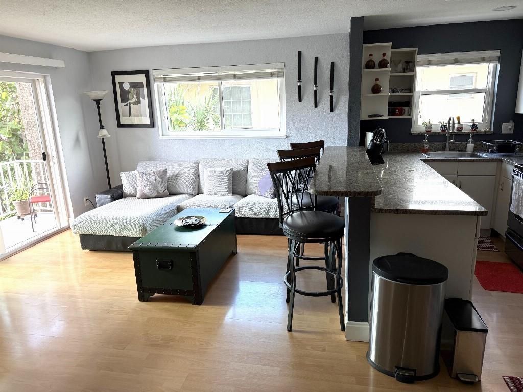 2715 NE 49th Street, Unit 205, Fort Lauderdale, FL 33308 Photo