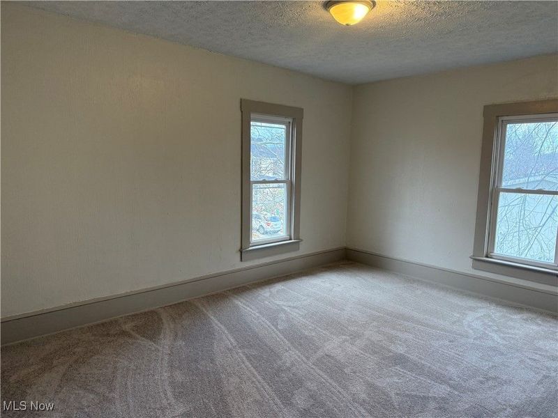 214 W 7th Street, Uhrichsville, OH 44683 Photo 14