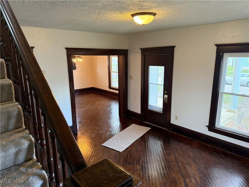 214 W 7th Street, Uhrichsville, OH 44683 Photo 6