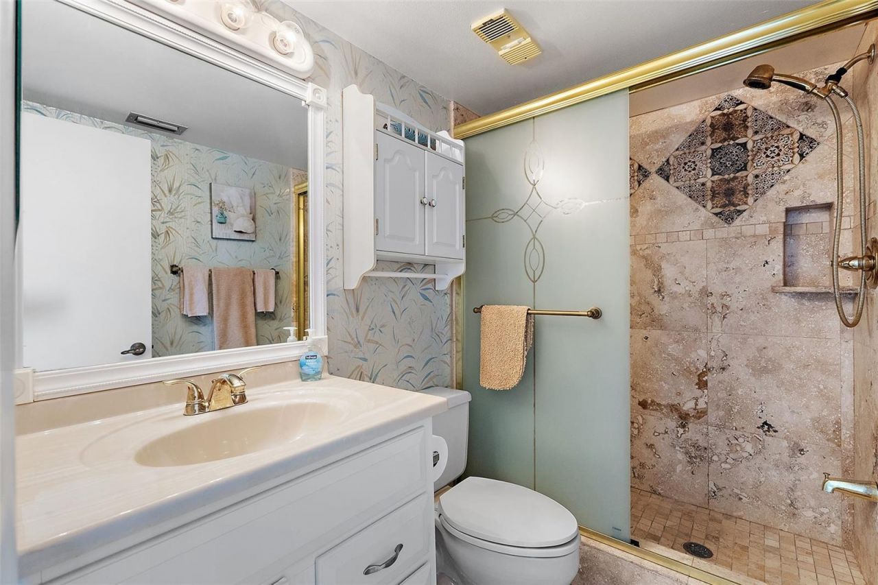 6322 Palma Del Mar Boulevard S, Unit 209, Saint Petersburg, FL 33715 Photo