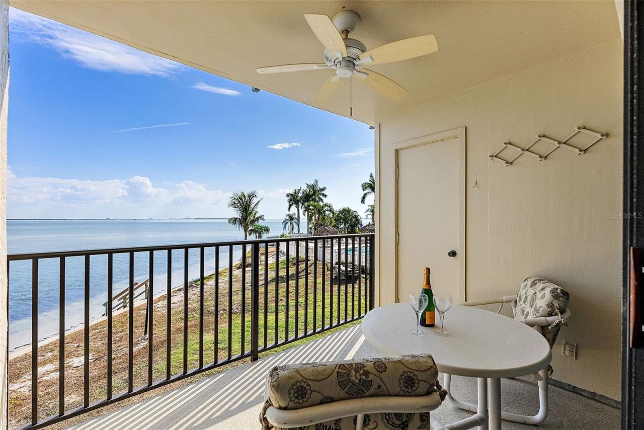6322 Palma Del Mar Boulevard S, Unit 209, Saint Petersburg, FL 33715 Photo