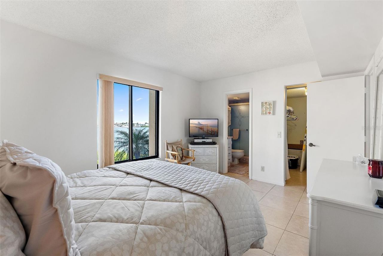 6322 Palma Del Mar Boulevard S, Unit 209, Saint Petersburg, FL 33715 Photo