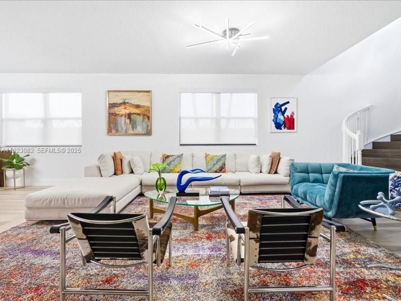 8780 NW 98th Ct, Doral, FL 33178 Photo