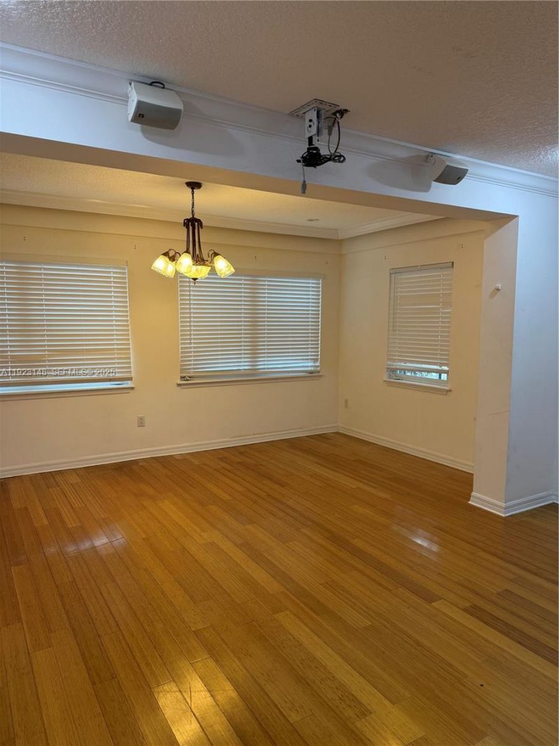 518 & 524 N Riverside Dr, Pompano Beach, FL 33062 Photo