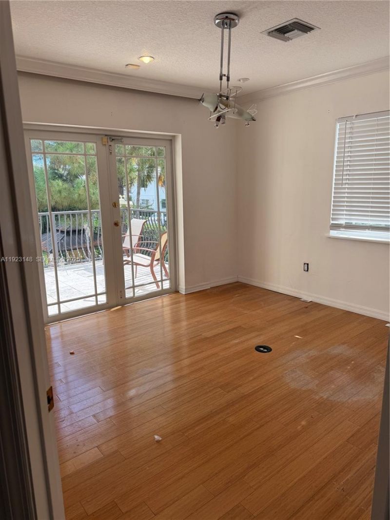 518 & 524 N Riverside Dr, Pompano Beach, FL 33062 Photo