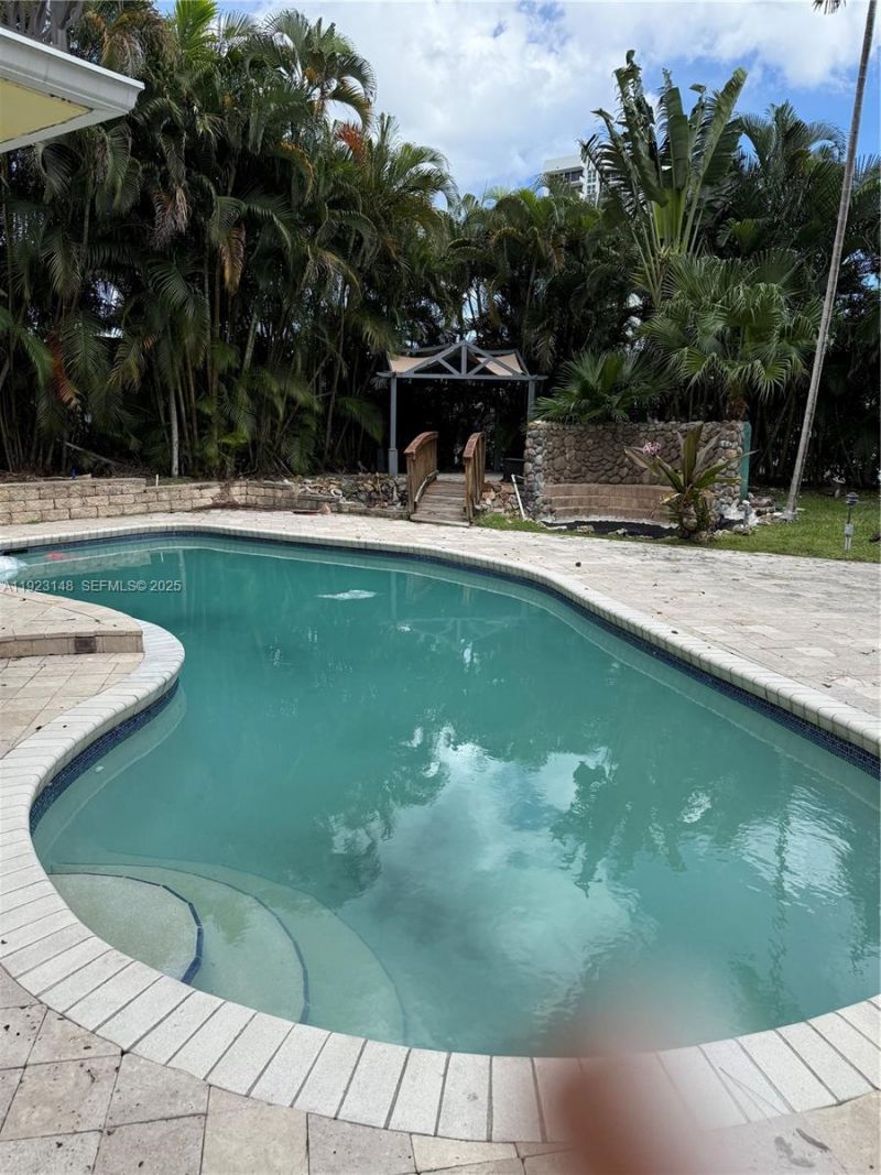 518 & 524 N Riverside Dr, Pompano Beach, FL 33062 Photo