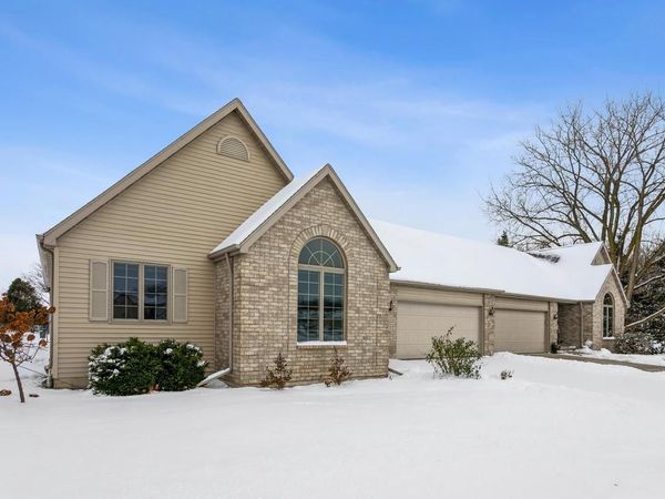 125 FIELDCREST DRIVE, Brillion, WI 54110