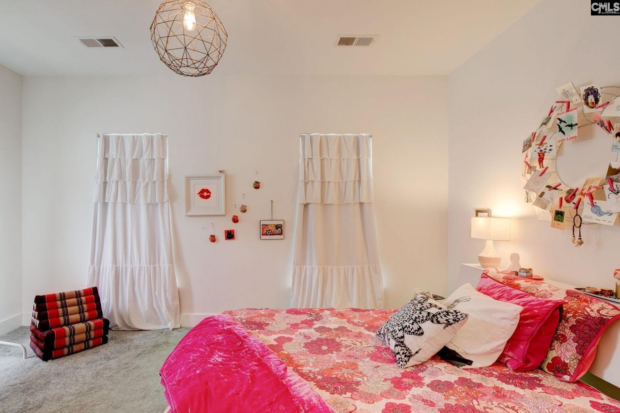 315 Herman Street Photo 16