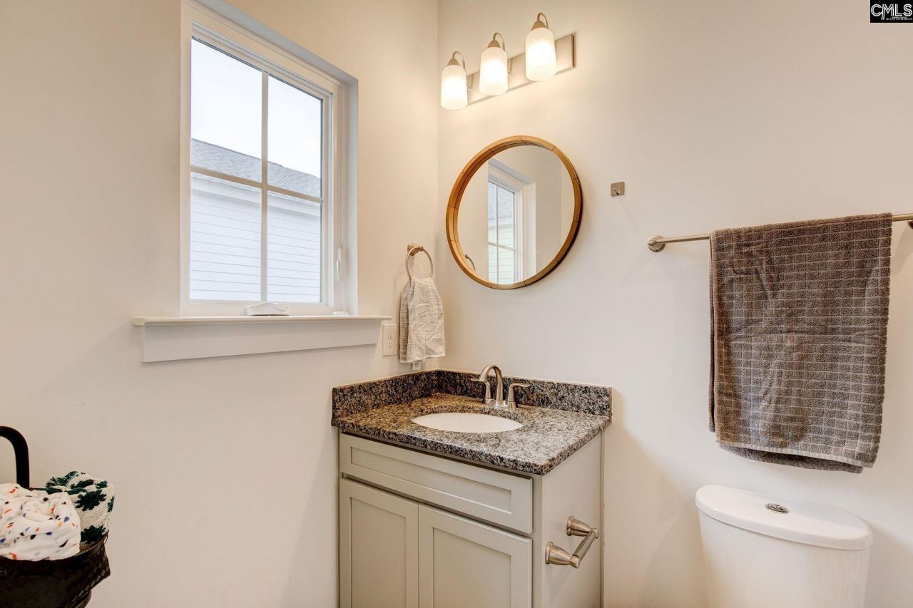 315 Herman Street Photo 23