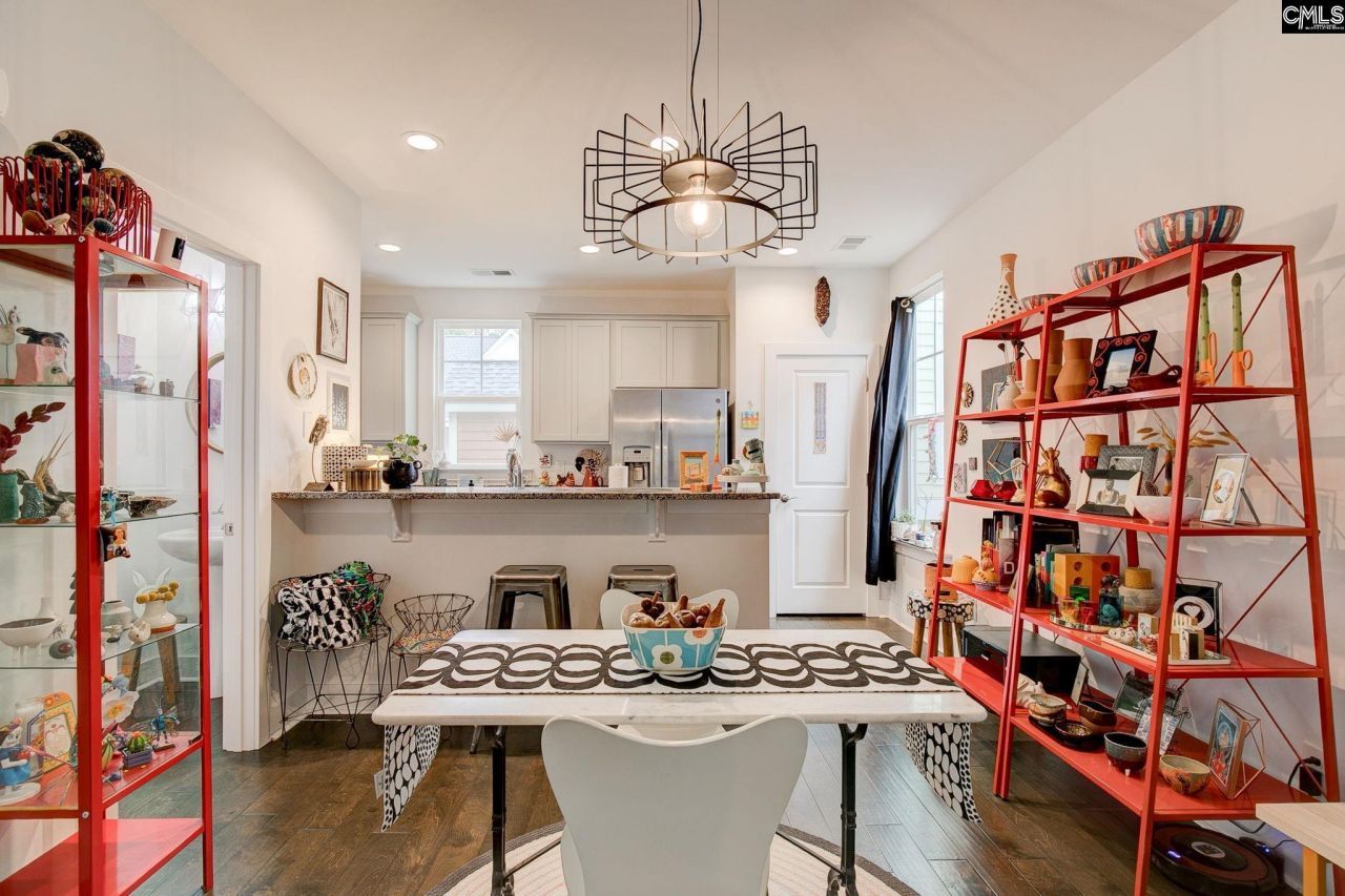 315 Herman Street Photo 8