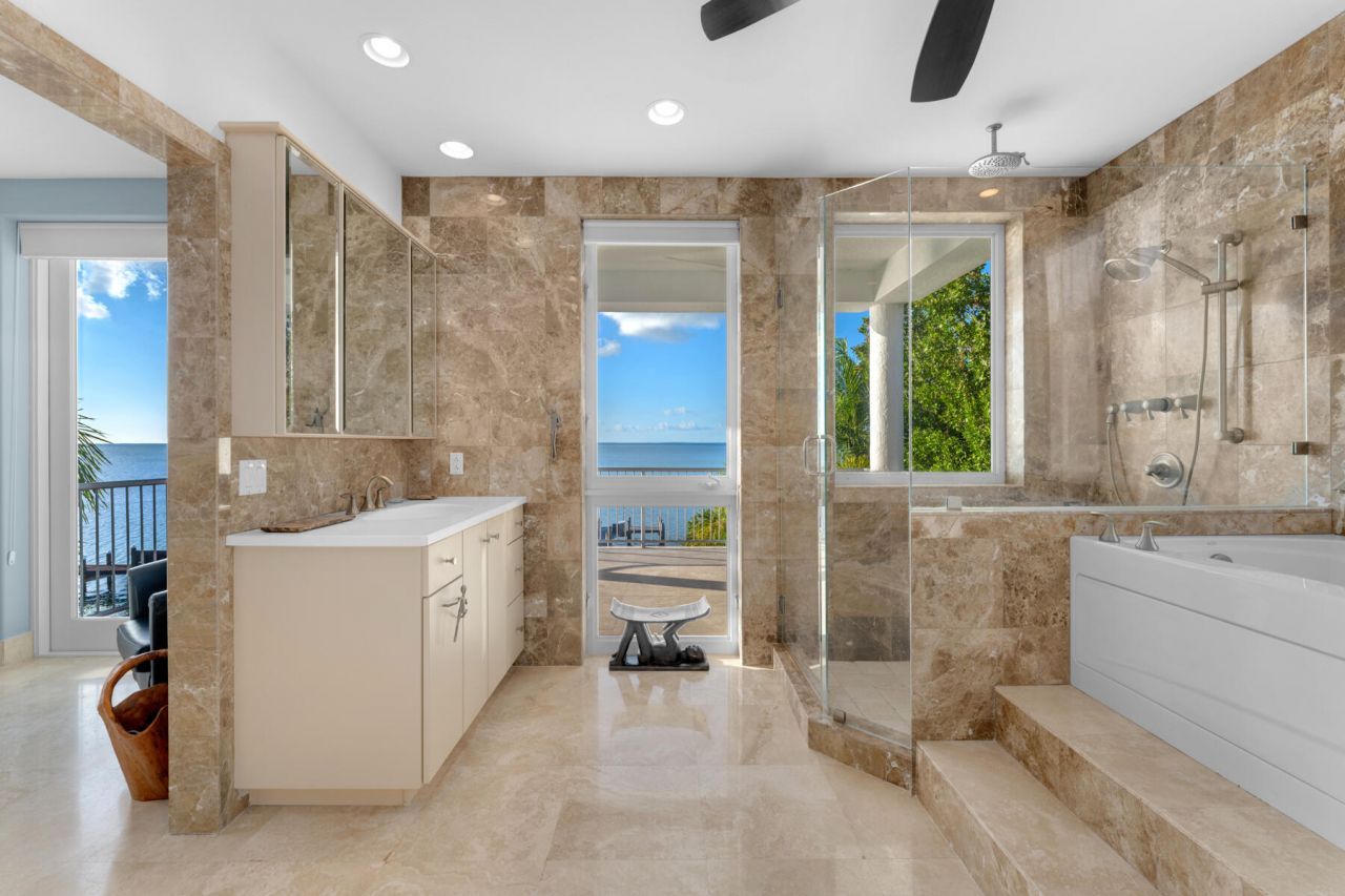 144 N Rolling Hill Road, Tavernier, FL 33070 Photo