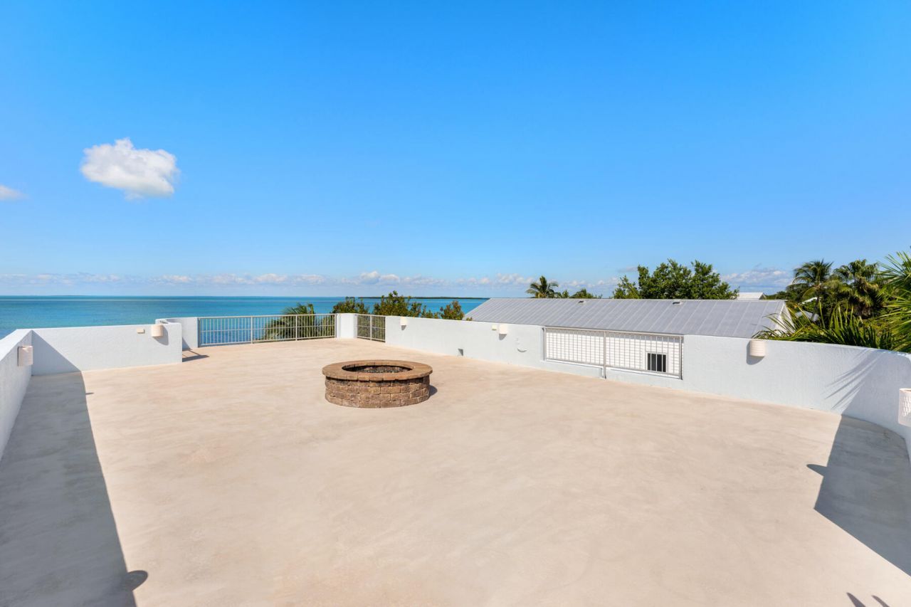 144 N Rolling Hill Road, Tavernier, FL 33070 Photo