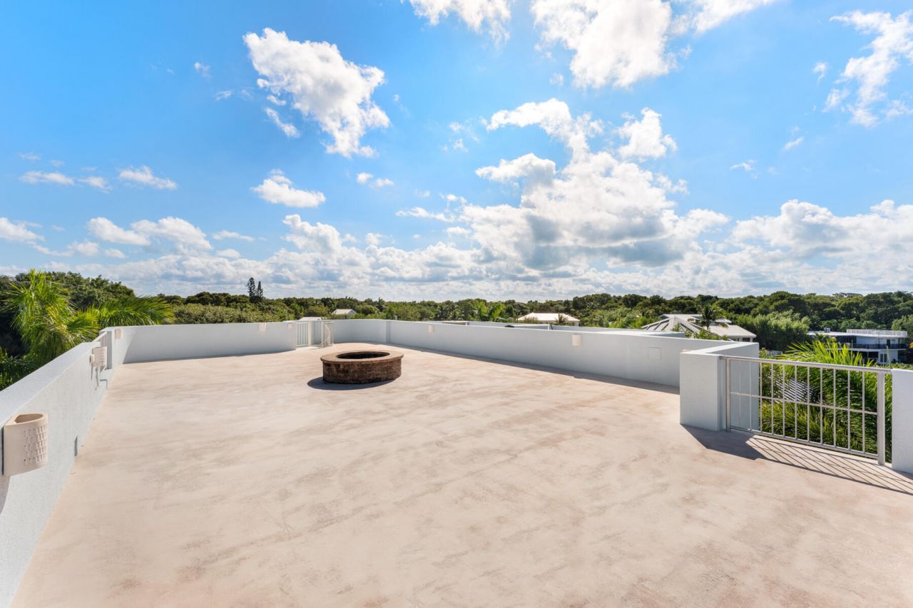 144 N Rolling Hill Road, Tavernier, FL 33070 Photo