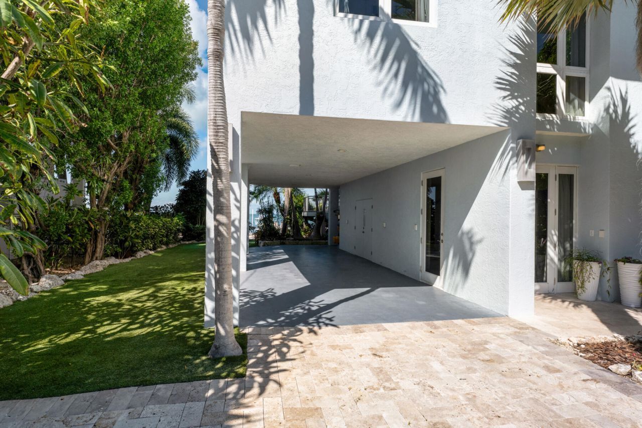 144 N Rolling Hill Road, Tavernier, FL 33070 Photo