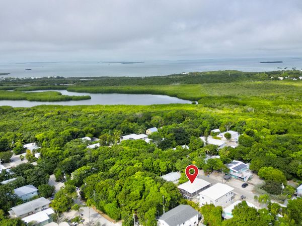 137 Pacific Avenue, Tavernier, FL 33070
