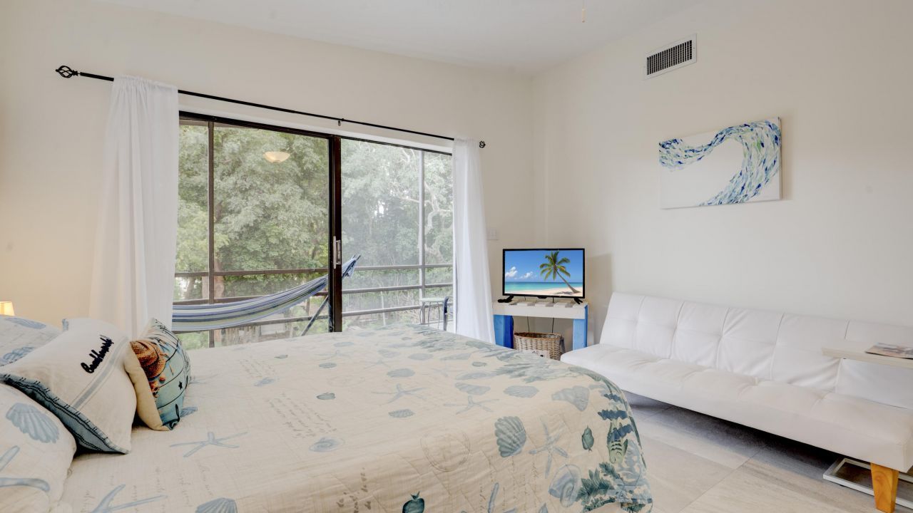 137 Pacific Avenue, Tavernier, FL 33070 Photo