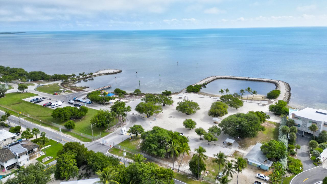 137 Pacific Avenue, Tavernier, FL 33070 Photo